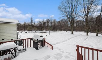 348 39th St, Allegan, MI 49010