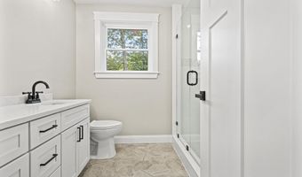 26 Binford Rd, Standish, ME 04084