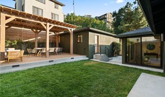 4200 Toland, Los Angeles, CA 90065