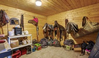 10093 NE WISEACRE Ln, Aurora, OR 97002
