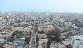 3036 W 12 Pl, Los Angeles, CA 90006