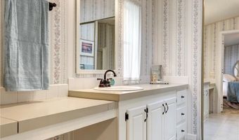 908 Bougainvillea Cir, Barefoot Bay, FL 32976