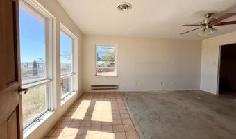 25 JENNIFER St, Belen, NM 87002