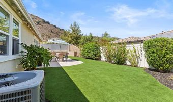 4726 Silent Knoll Dr, Fallbrook, CA 92028