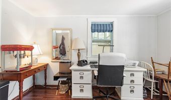 74 Third St, Newport, RI 02840