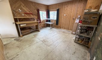 4947 Snow Goose Dr, Bonanza, OR 97623