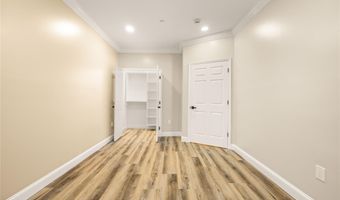 5 Jacqueline Way, North Babylon, NY 11703