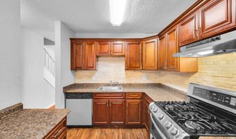 506 King St APT 11, Bristol, CT 06010