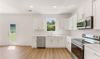 140 Formosa St, Adairsville, GA 30103