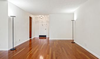 5904 MOUNT EAGLE Dr 105, Alexandria, VA 22303