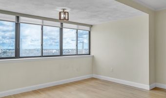 8 Whittier Pl 22B, Boston, MA 02114