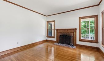 12439 N OAKS Dr, Ashland, VA 23005