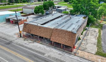 110 N Wickham St, Alvord, TX 76225