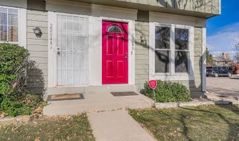 2204 S Jasper Way B, Aurora, CO 80013