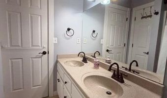 111 N Salem Dr, Bardstown, KY 40004