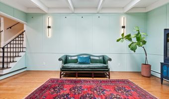 2422 Essex, Ann Arbor, MI 48104