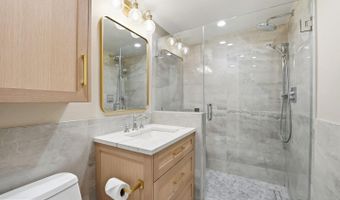 4390 LORCOM Ln #402, Arlington, VA 22207