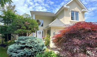 39 Wickendon Ct, Amherst, NY 14221