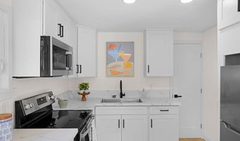 2860 Hope Ave, Carlsbad, CA 92008