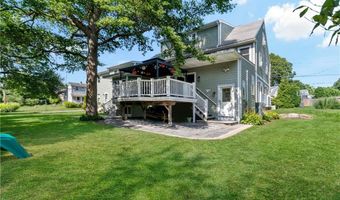 21 Clifton Rd, Bristol, RI 02809