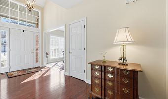 819 Strasburg Dr, Adams Twp., PA 16046