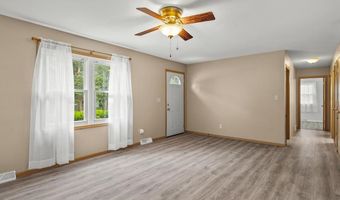 118 W Hawley St, Amboy, IL 61310