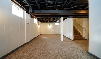 8076 Winona Ave, Allen Park, MI 48101