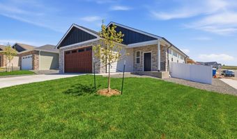 4051 SADDLEBACK Ln, Cheyenne, WY 82001