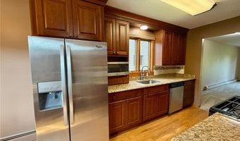 1810 Lakewood Ave, Albert Lea, MN 56007