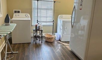 118 Gum St, Ailey, GA 30410