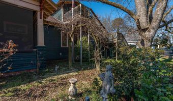 304 CHERRY St, Arkadelphia, AR 71923