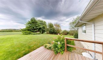 23096 Bluegrass Rd, Albert Lea, MN 56007