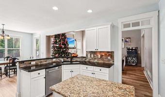 5305 Magnolia Gardens Ln NW, Acworth, GA 30101