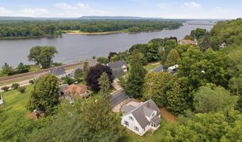 1109 S 2nd St, Alma, WI 54610
