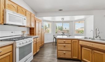 22163 Broken Lance Rd, Apple Valley, CA 92307