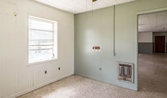 1402 W 12th St, Alma, GA 31510