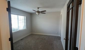 2905 SW Country Ln, Ankeny, IA 50023