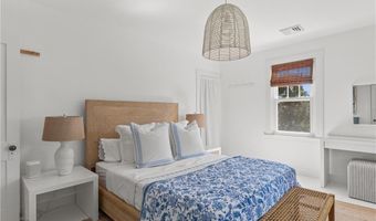 193 Coggeshall Ave, Newport, RI 02840