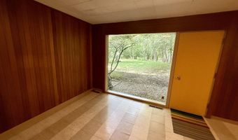 2707 Englave Dr, Ann Arbor, MI 48103