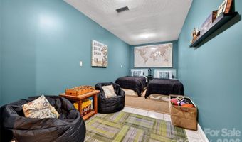 170 Weston Rd, Arden, NC 28704