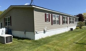 8 Windsor Dr, Alfred, ME 04002