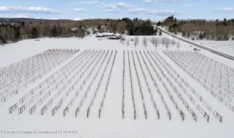 8370 Lakeview Rd, Alanson, MI 49706