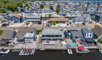212 Cypress Dr, Bayville, NJ 08721