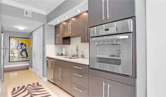 19707 Turnberry Way 7D, Aventura, FL 33180