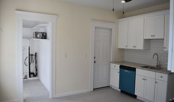 47 Gem Ave, Bridgeport, CT 06606