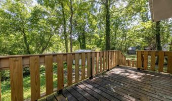 428 PINE Ln, Anniston, AL 36206