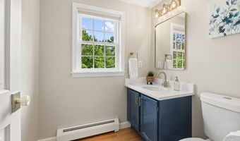 3 Penni Ln, Andover, MA 01810