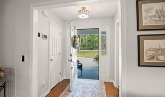 24 Thomas Sumter St, Beaufort, SC 29907