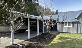 7042 Oak St, Bonners Ferry, ID 83805