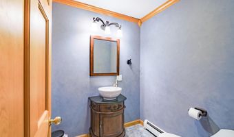 290 Castle Island Rd, Belgrade, ME 04917